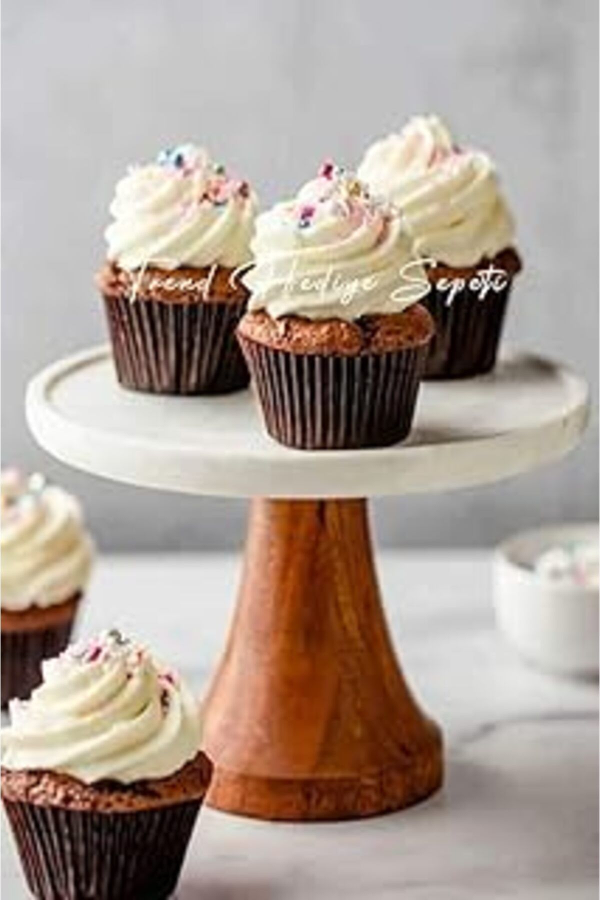 Pazarcan Trend Hediye Sepeti Takribi 200 Adet Büyük Boy Kahverengi Muffin Kek Kalıbı, Cupcake Kağıdı, Browin