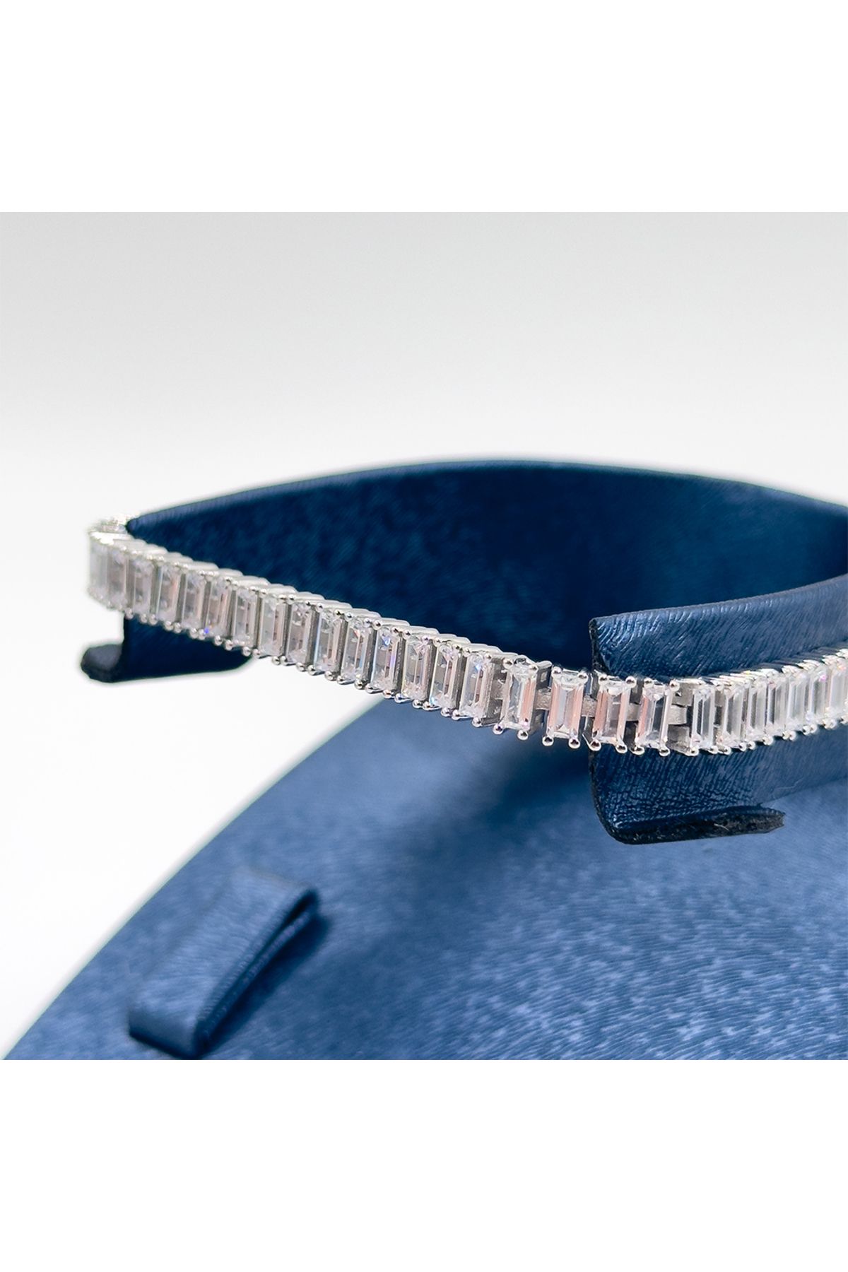 Livora Jewelry Baget Su Yolu Gümüş Bileklik