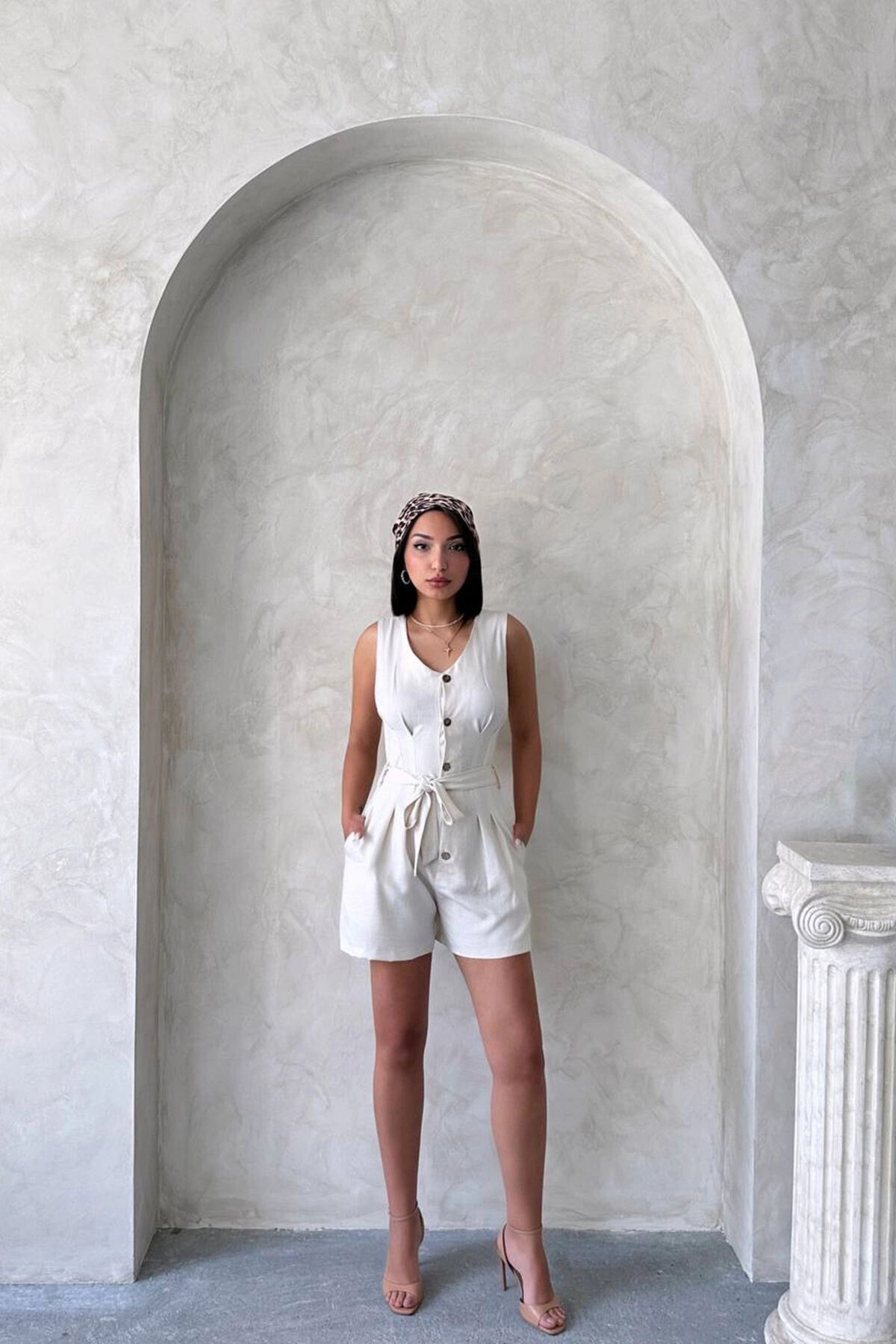 bacc-Women's White Belted Pleated Buttoned Shorts Jumpsuit Bchn- 25255055 4