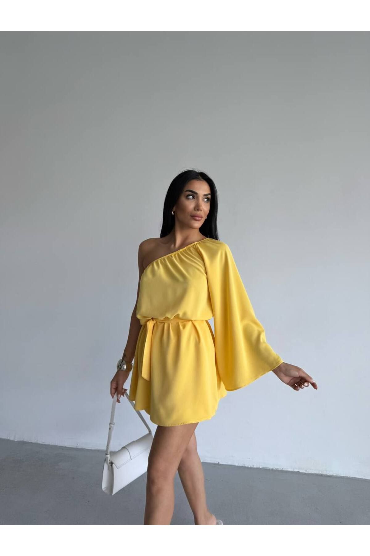 Castivo Fashion Tek Omuz Kuşaklı Şort mini Elbise