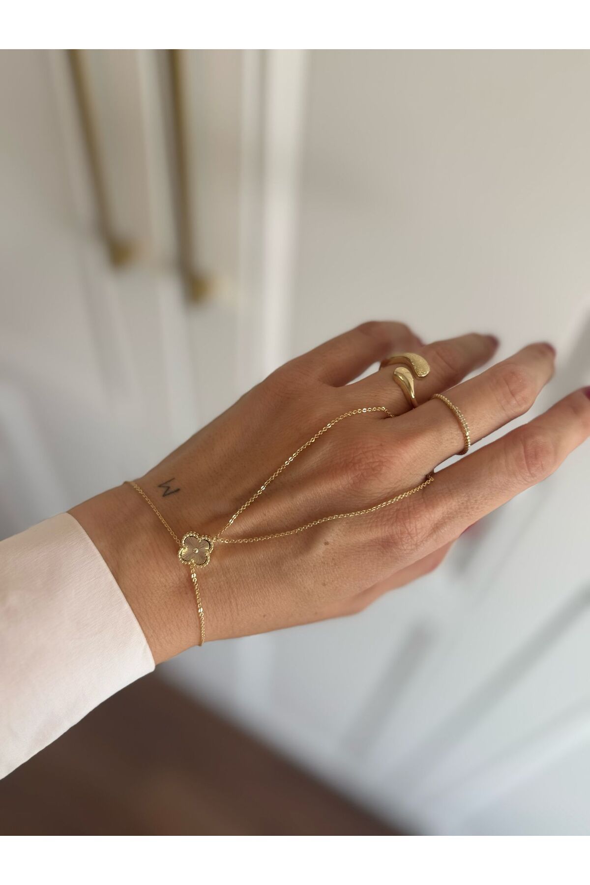 MODA Gold Rengi Yoncalı Çelik Şahmeran