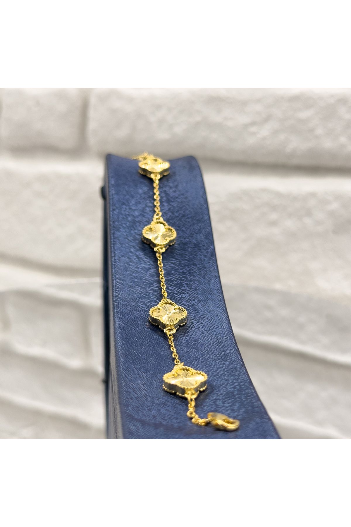 Livora Jewelry Gold Renk Van Cleef Gümüş Bileklik