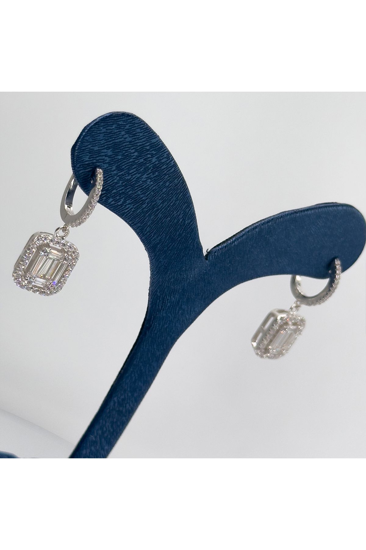Livora Jewelry Baget Taşlı Gümüş Küpe