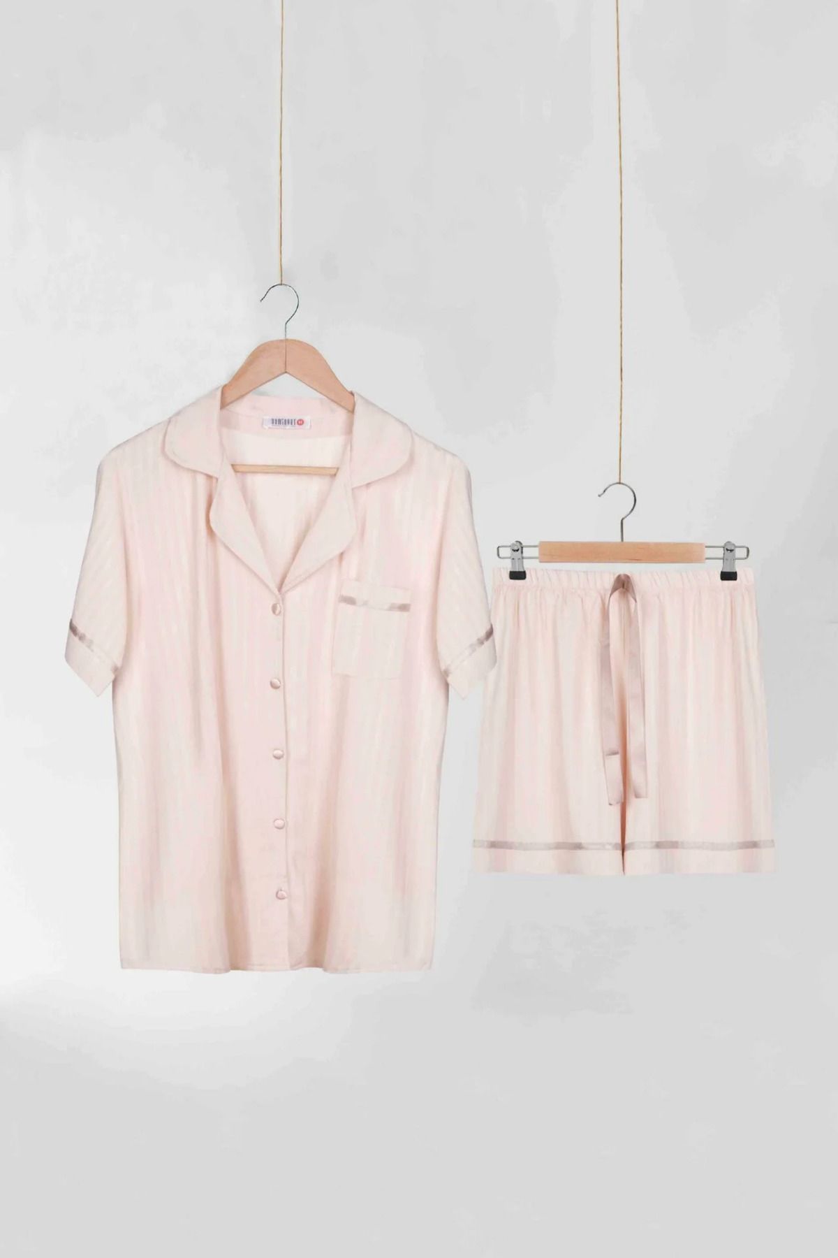 ZENCHES kadın kısa kollu şortlu rahat günlük şık pijama takımı