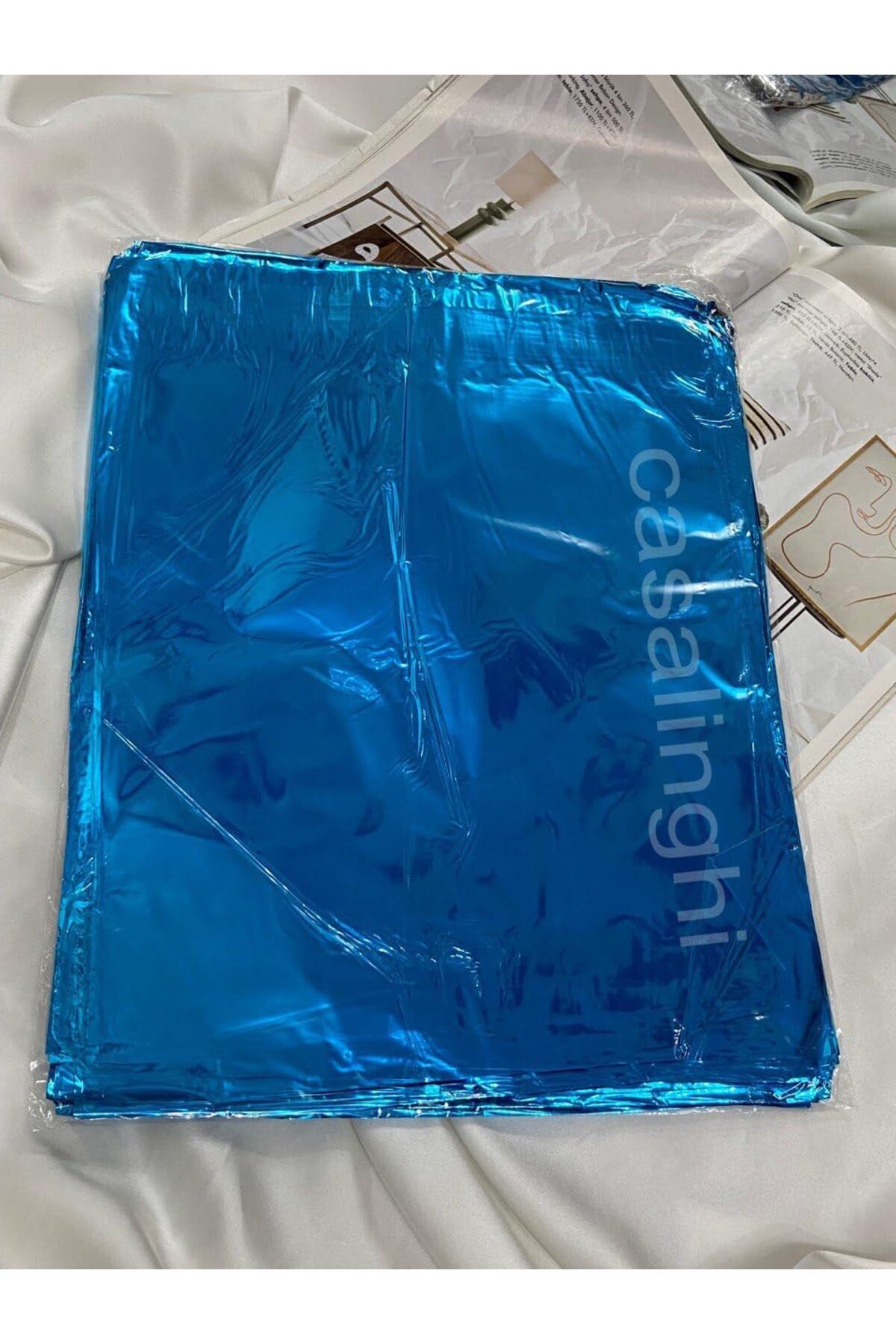 STOREMAX nffashopm Mavi Tek Renk Hediye Paketi Metalize Poşet Kendinden Bantlı Gift 30x35 cm (100lü) store