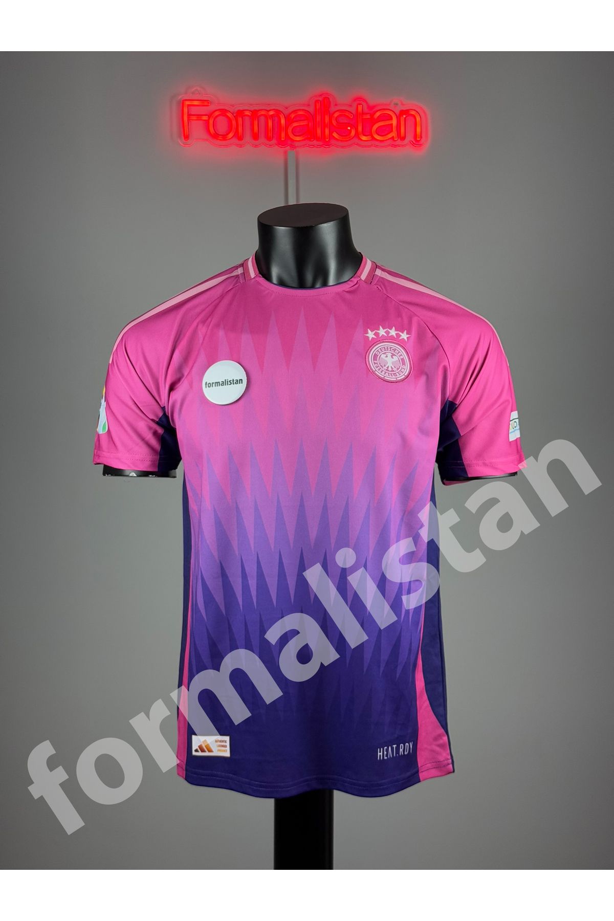 Quaxram Almanya İsimsiz Milli Takım Futbol Forması - Pembe