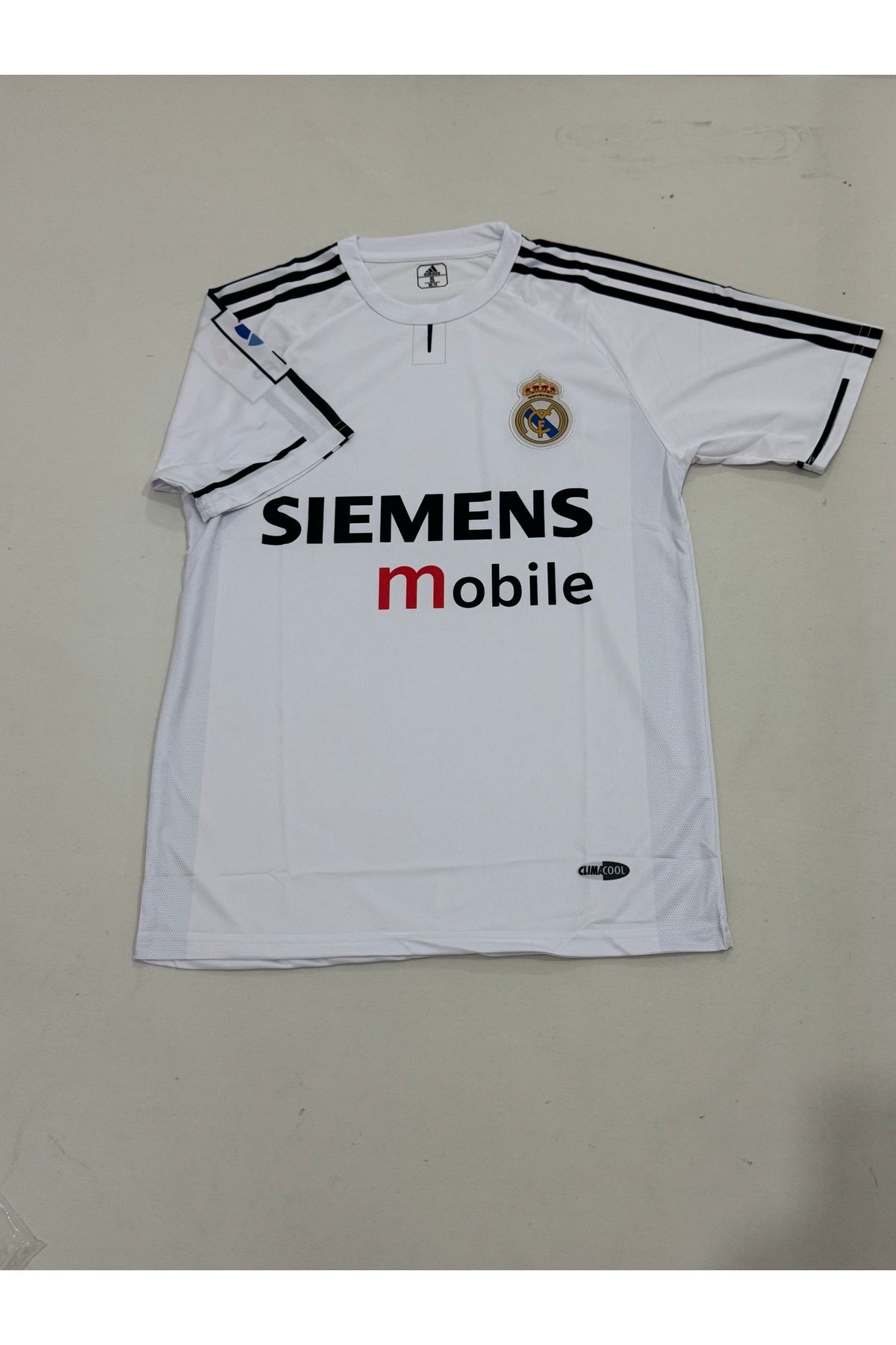 Mzone REAL MADRID İSİMSİZ 2004-2005 SEZON NOSTALJI YETİŞKİN FORMASI