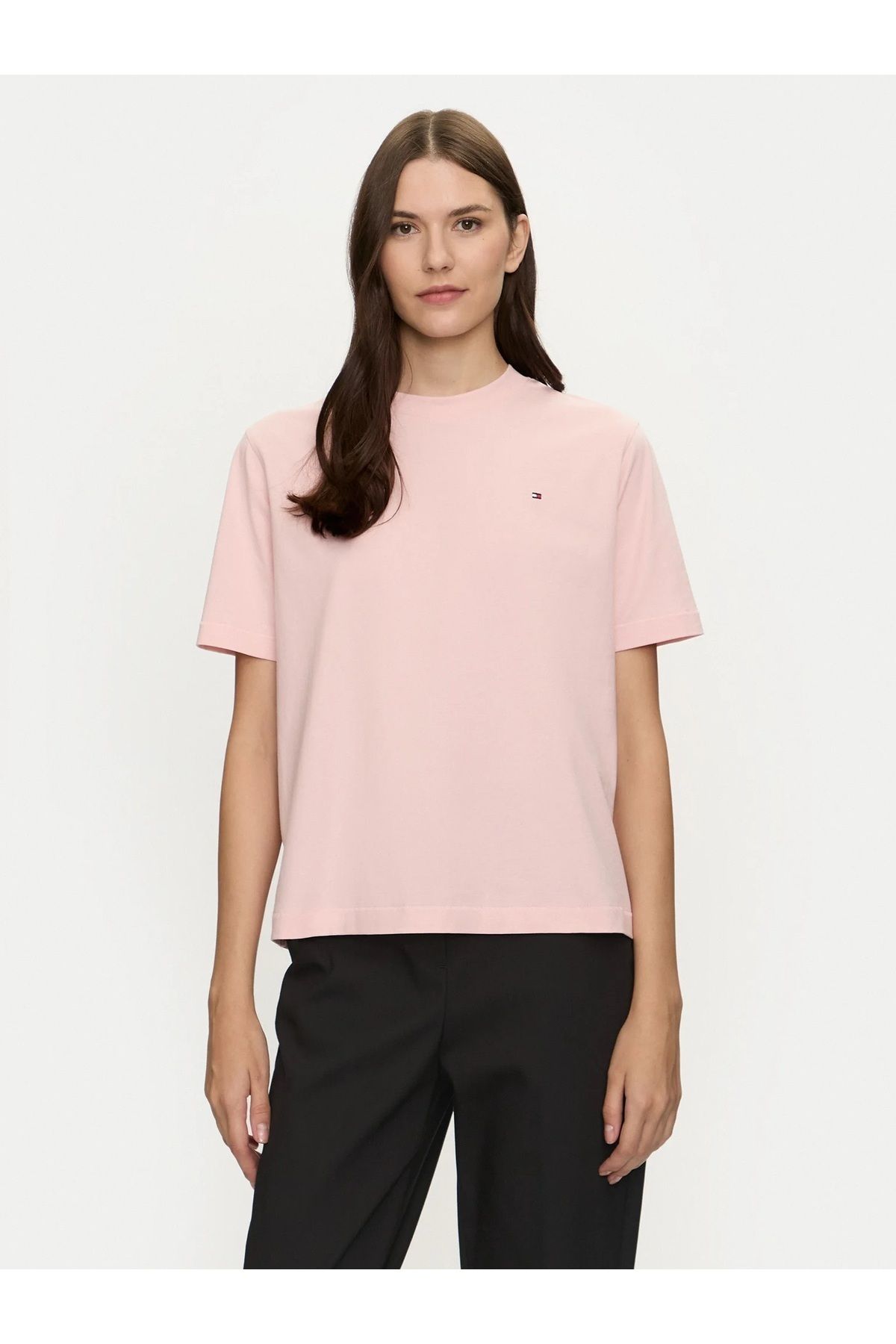 Hilfiger Denim _.tommyhilfiger Kadın Pamuklu Yuvarlak Yaka Marka Logolu T-Shirt