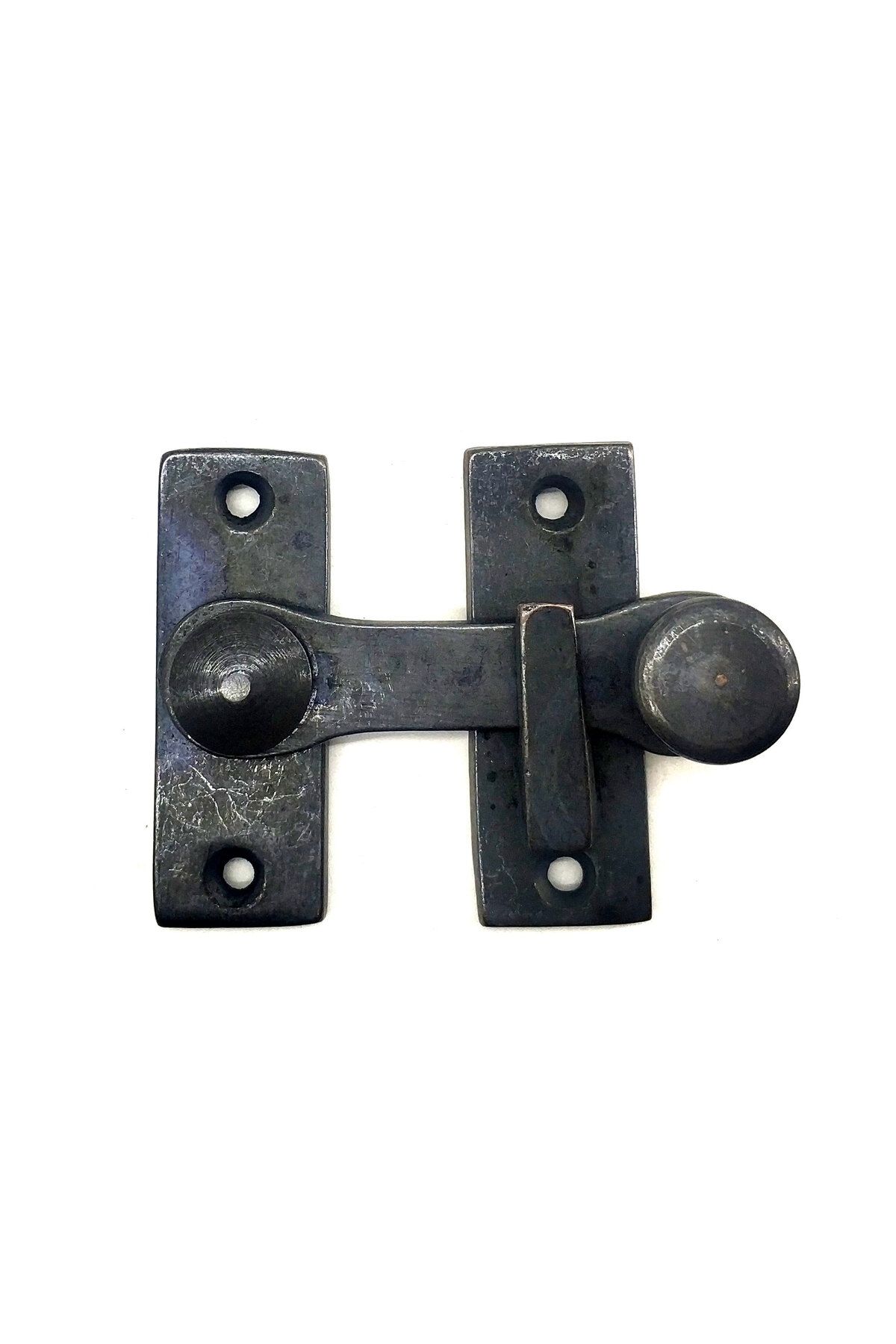 OEM Antika Tarz Dekoratif Pirinç Cerman Kapak Mandalı - 55x70mm, Oksit