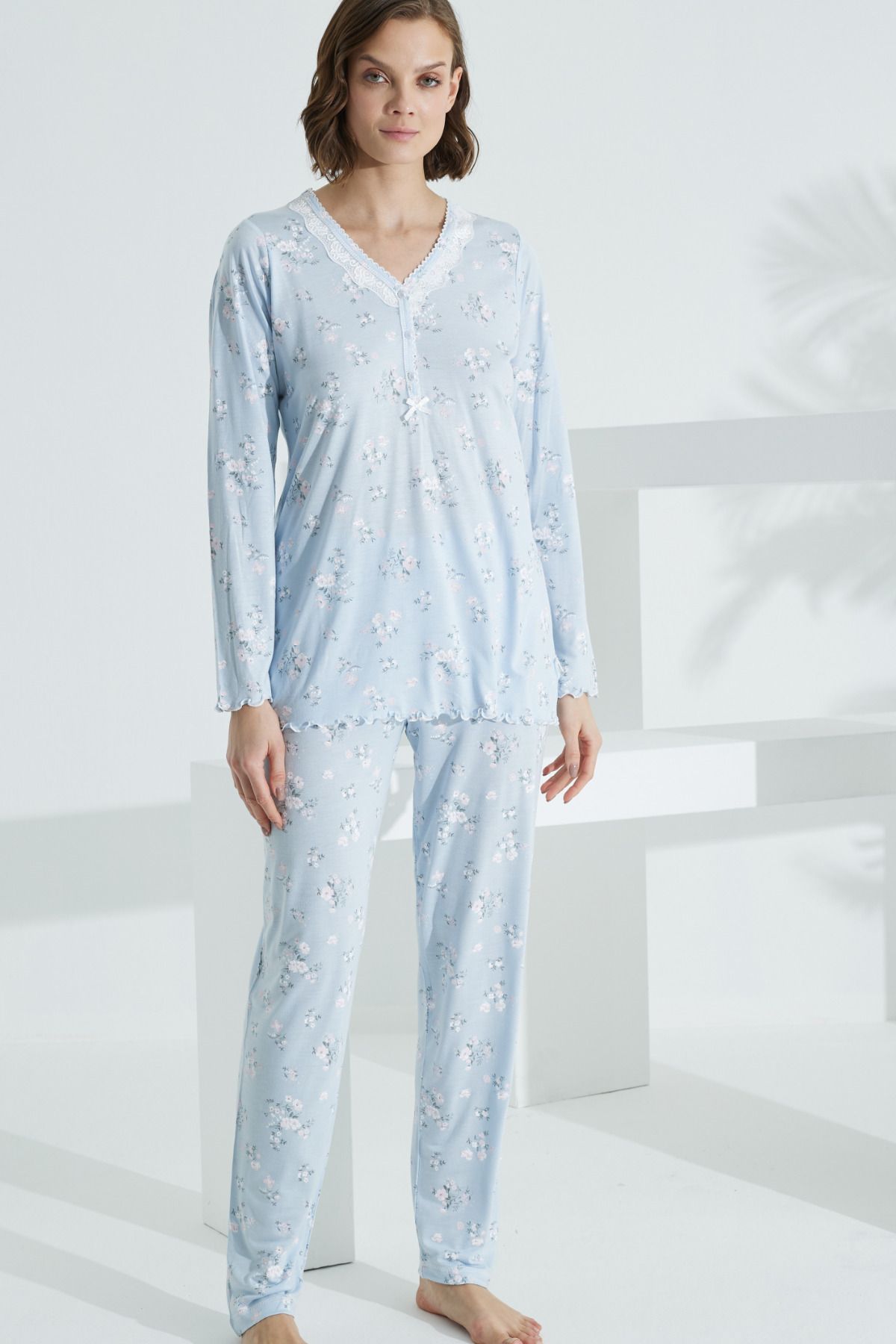 Anastasia Underwear Pijama Takım Uzun Kol Yazlık Önden Üç Düğmeli Yakası Dantelli Çiçek desen KALİTELİ Takım