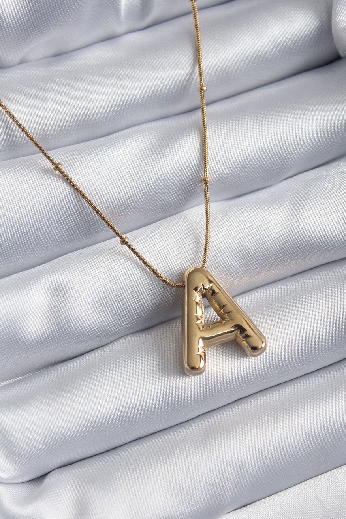 MMB Boutique 316L Çelik Gold Renk Bubble "A" Harf Model Kadın Kolye