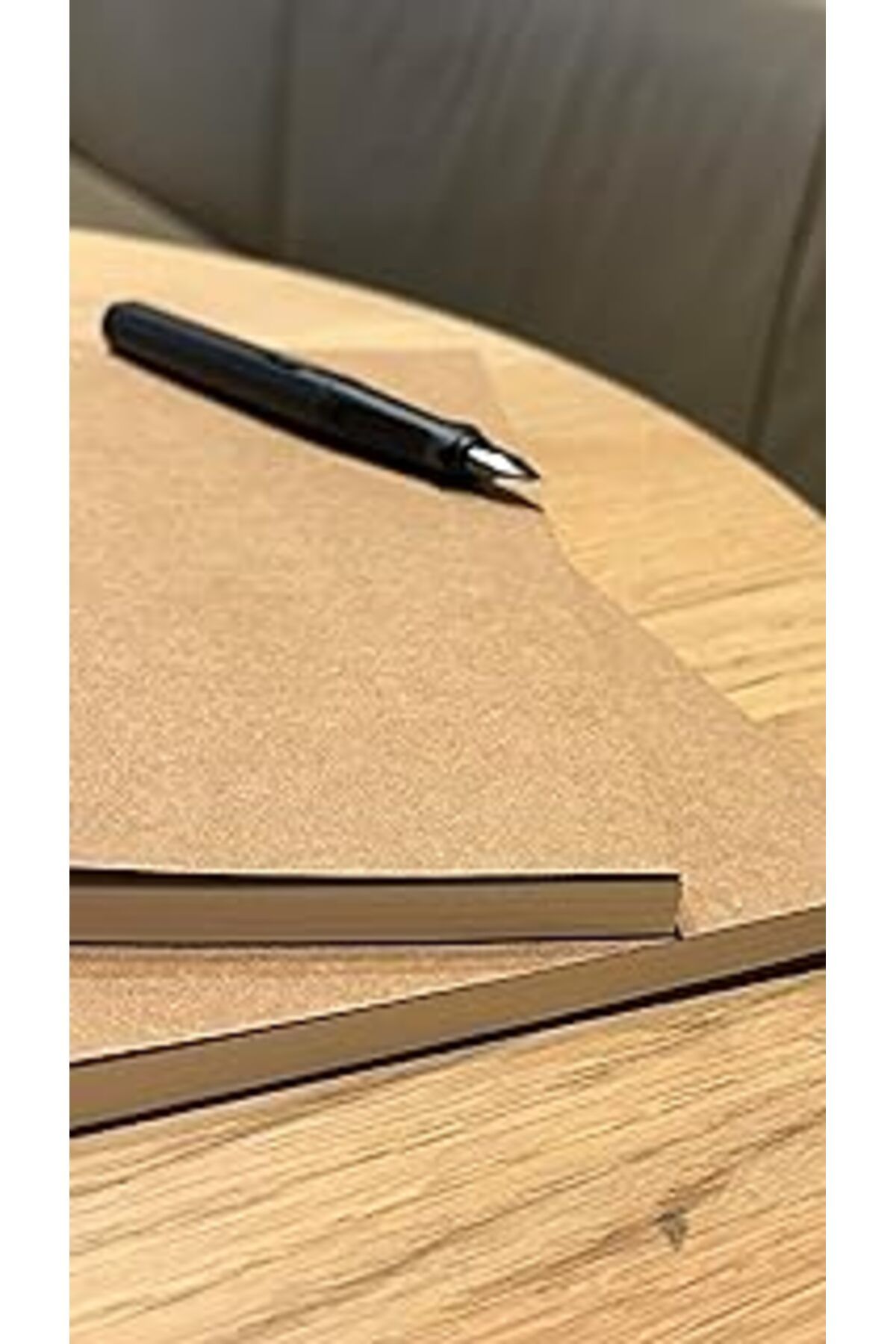 Mu Art Fark Tanıtım Amerikan Ciltli, A5 Kareli Defter, 64 Yaprak, 90 Gr. Ivory Kağıt, Ofis İçin İdeal, Pla