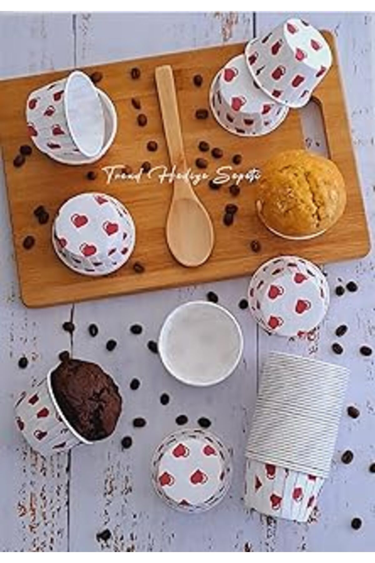 Pazarcan Trend Hediye Sepeti 50'Li Kalpli Muffin Kek Kalıbı, Kek Kapsülü Cupcake Kalıbı, Airfryer Uyumlu