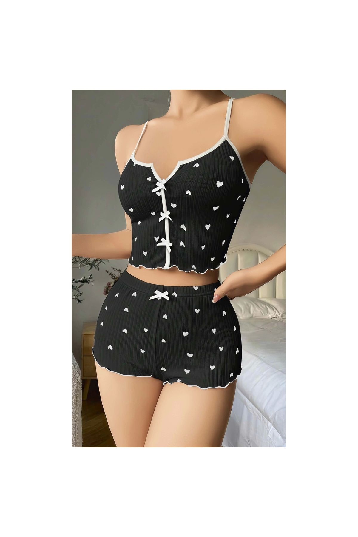 Marsilyan Kadın Siyah Kalp Desenli Askılı Şortlu Pijama Takım