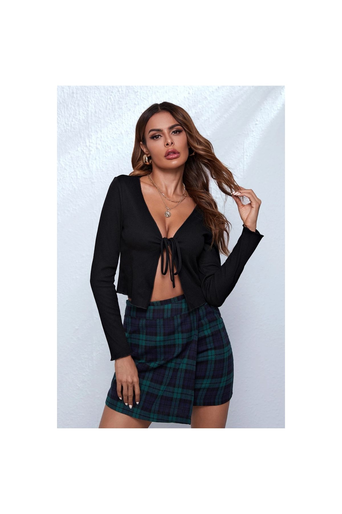 Marsilyan - Kadın Siyah Uzun Kollu Önden Bağlama Detaylı Crop Top Bluz