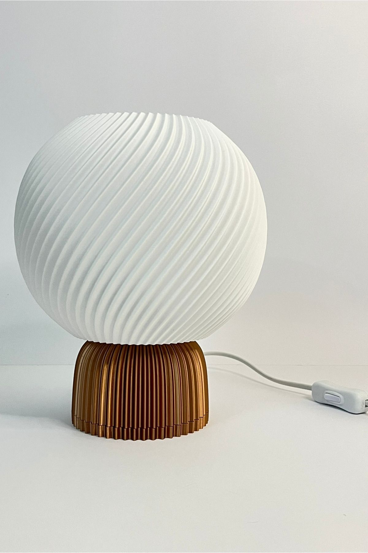 Moonart Design Lino Küre Masa Lambası | Modern Dekoratif Abajur, Şık Gece Lambası