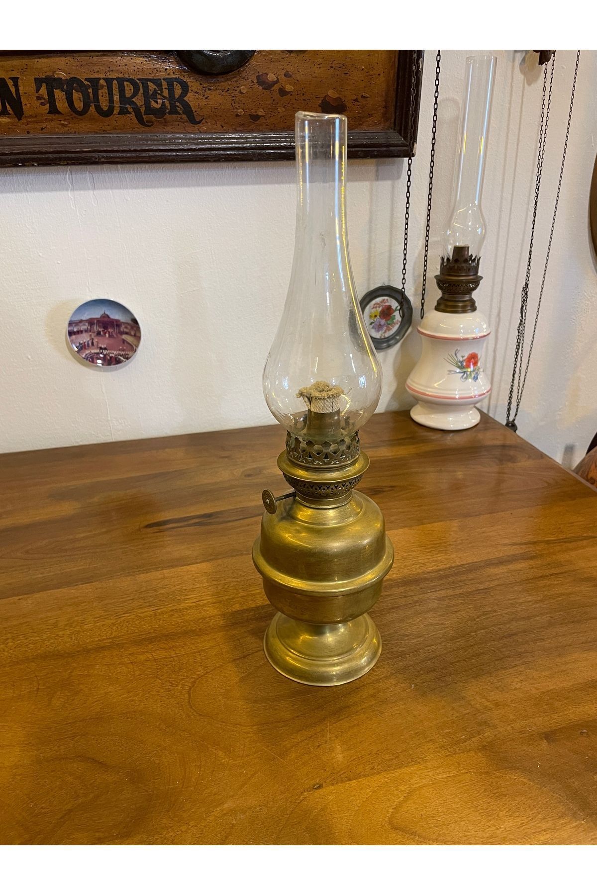 SerenityHaven Antika gaz lambası
