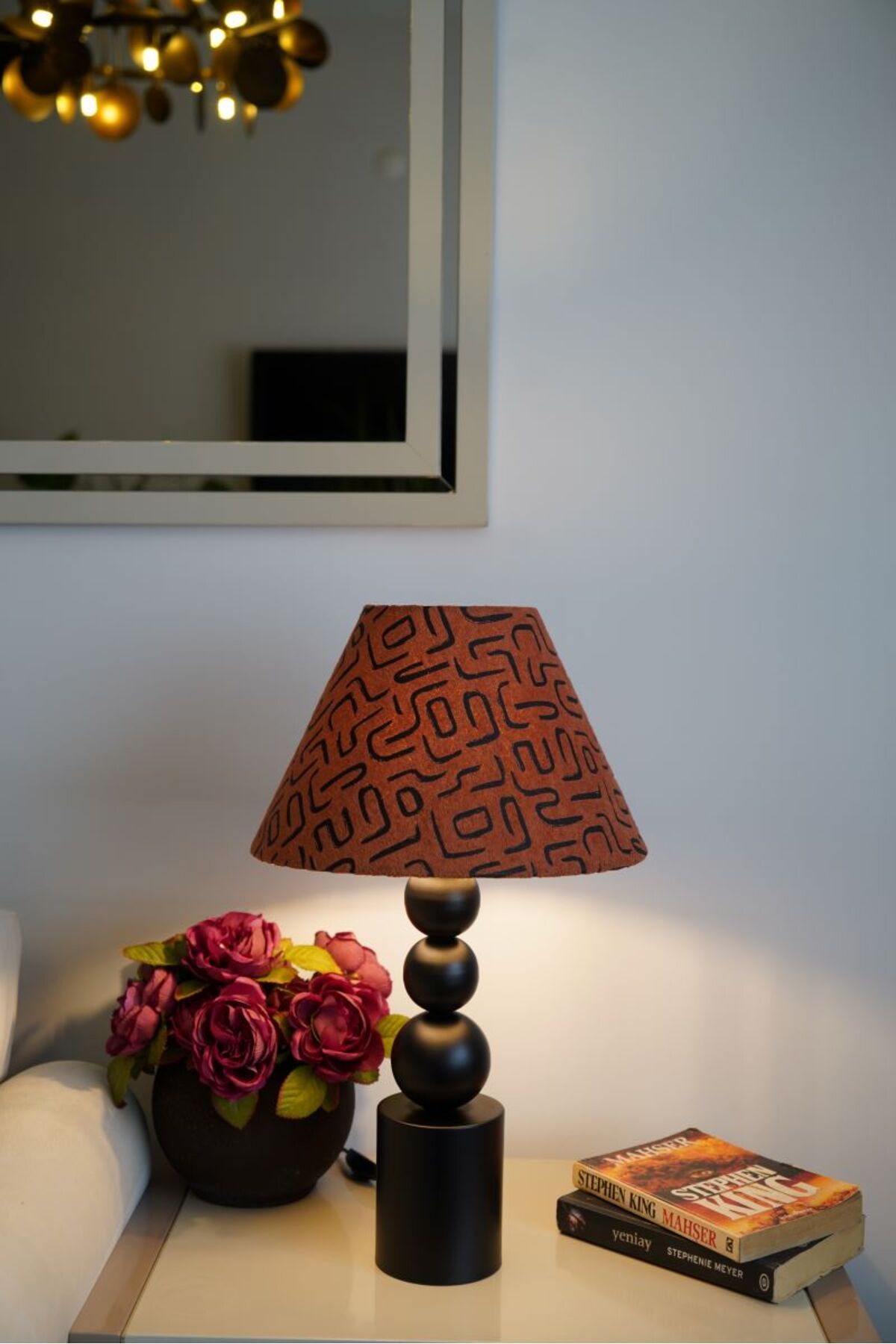 retro home design Özel Siyah Ayaklı Kadife Kumaş Konik Labirent Desenli Dekoratif Abajur Yatak Odası Salon