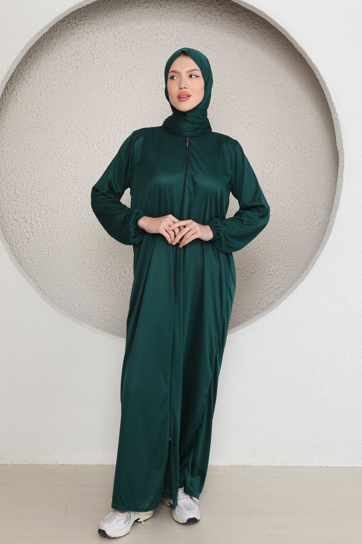 Kutay Collection Kendinden Şallı Boydan Fermuarlı Kadın Tesettür Namaz Elbisesi