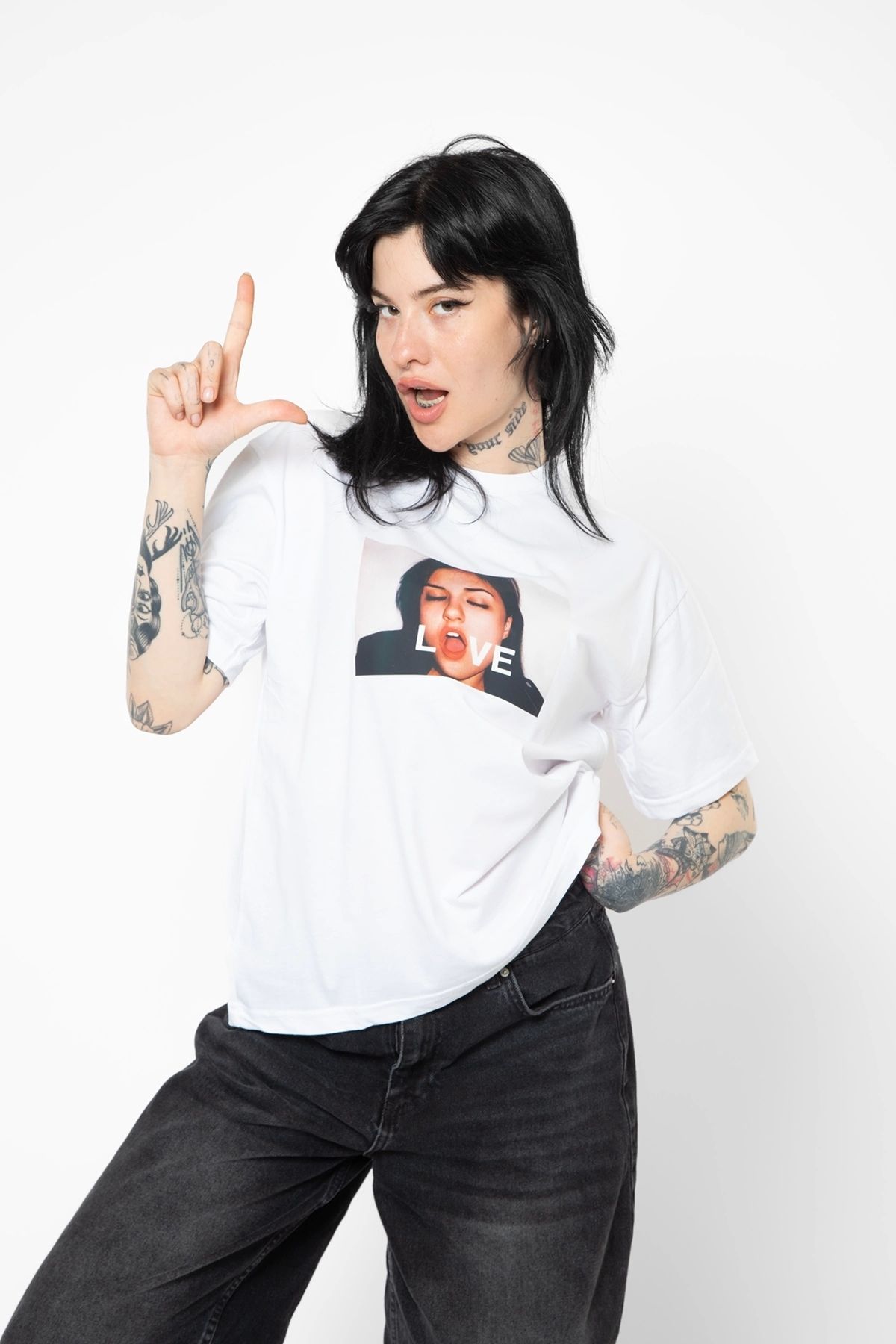 CİNEMA MODA Love Photo Baskılı Relaxed Fit Beyaz Kadın Tshirt