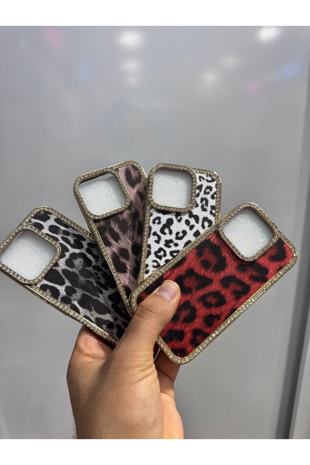İVEYS VENKA LEOPAR DESENLİ KILIF