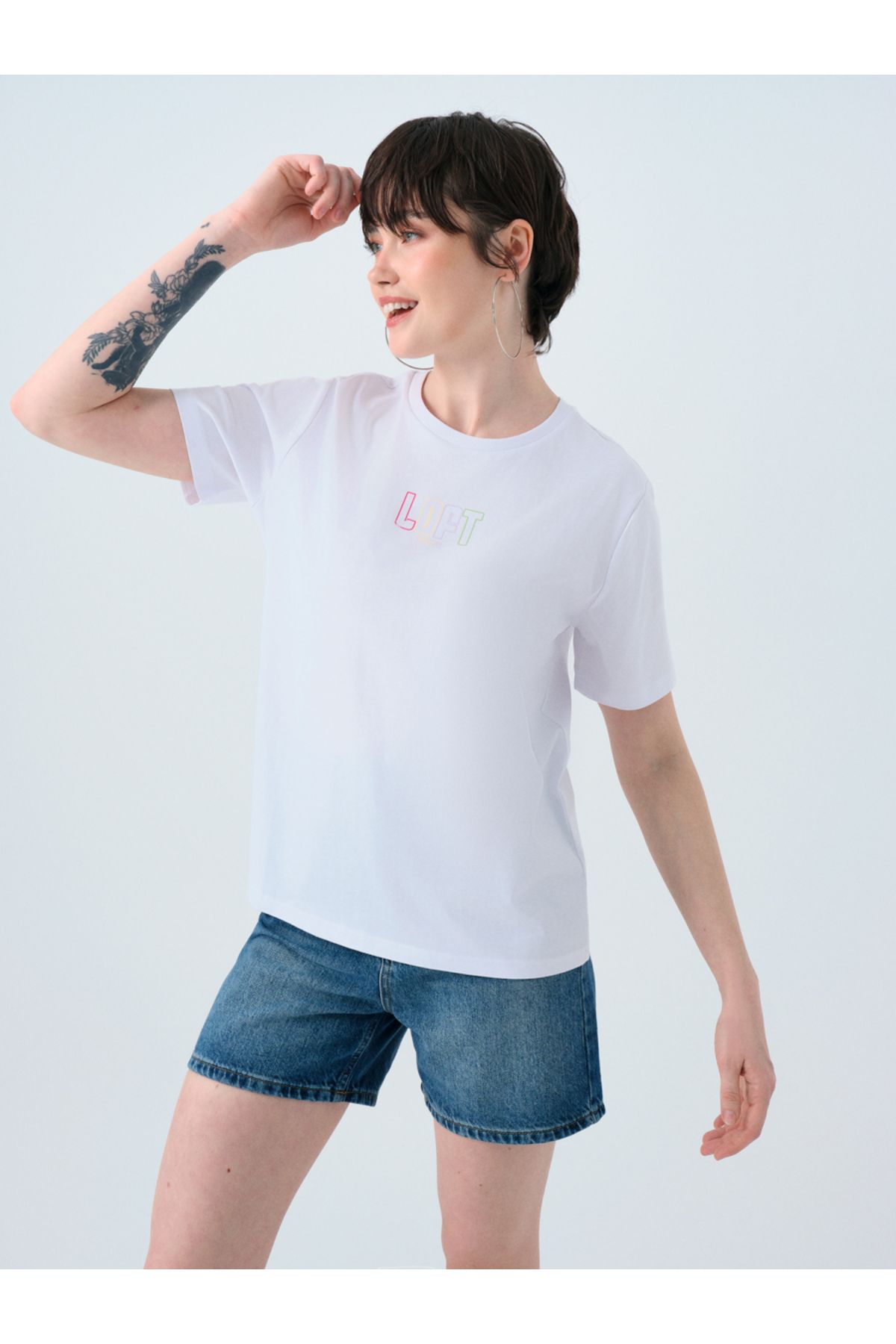 Loft 2038993 Beyaz Kadın Baskılı Loft Yazı Detaylı Bisiklet Yaka T-Shirt