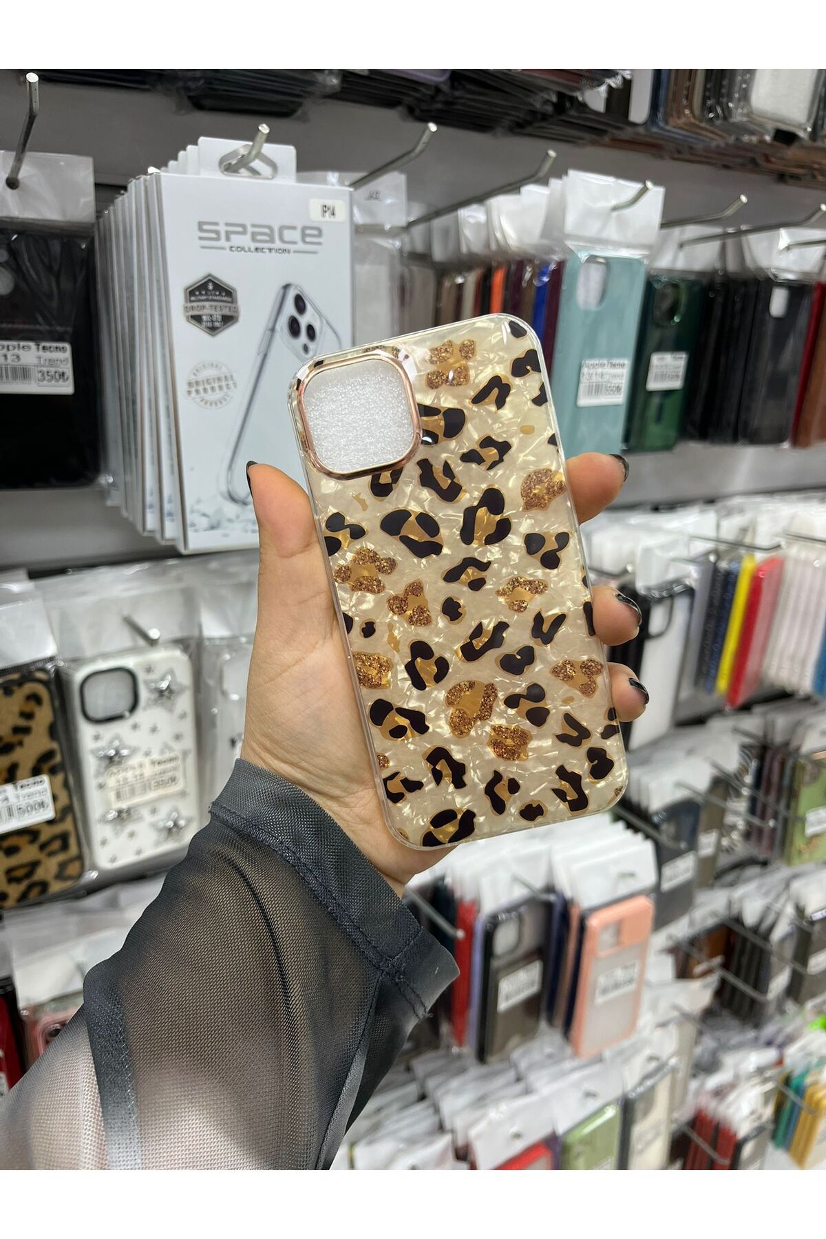 TECNOTREND Apple iPhone 13/14 Uyumlu leopar desenli silikon kılıf