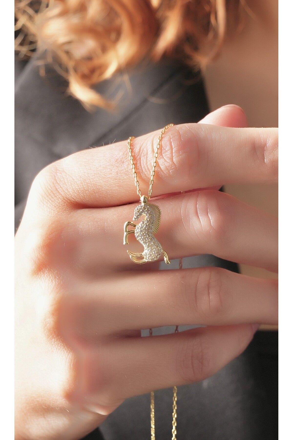 LİNOVE JEWELLERY Gümüş At Kolye, 925 Ayar Gümüş Üzeri 14K Altın Kaplama, Unicorn Kolye, Atlı Kolye, Horse Necklace
