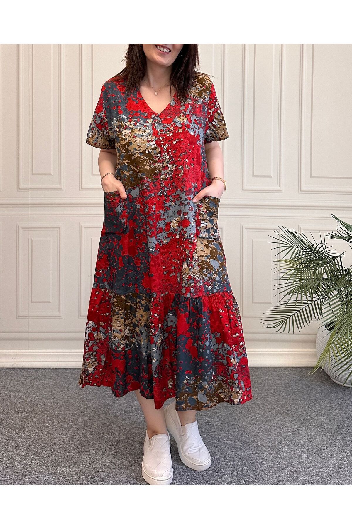 Sevimli Butik KISA KOLLU ELBİSE