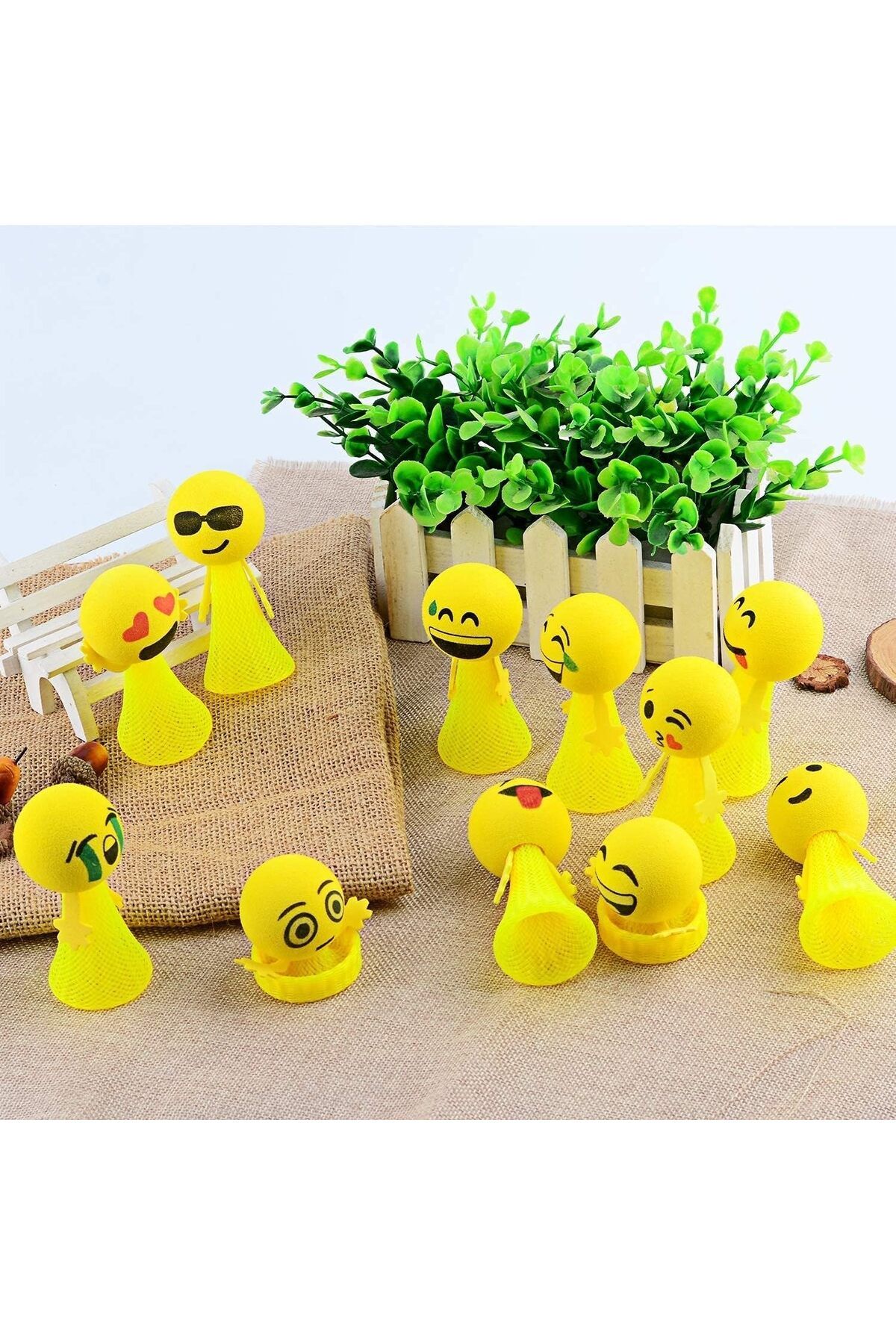 Kuzey YÜKSEK KALİTE 4 ADET RENKLİ LED IŞIKLI SARI ZIPLAYAN KAFALAR IŞIKLI UÇAN KAFALAR EMOJİ KAFALAR