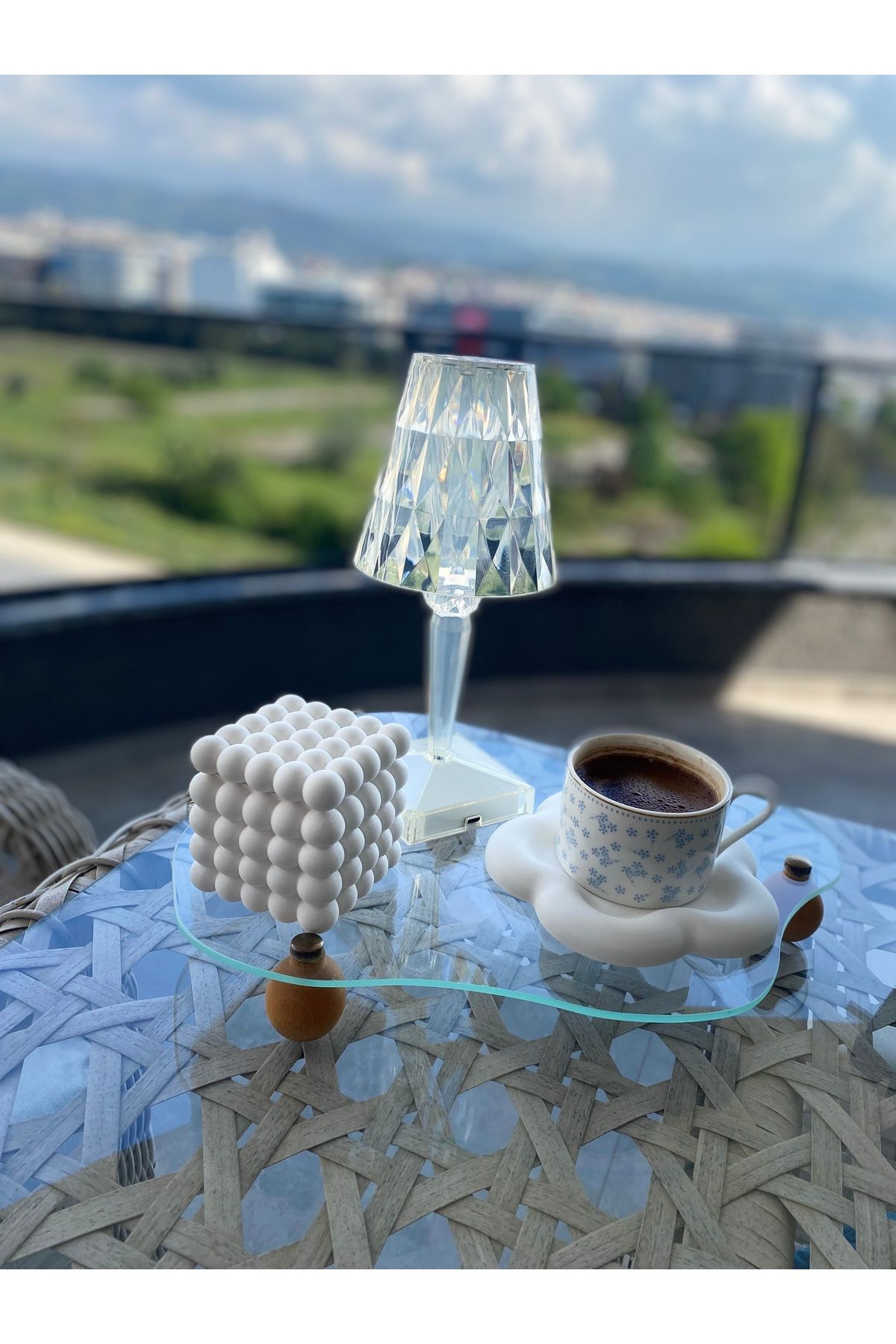 Tasarım 2’Li Beyaz Beton El Yapımı Dekoratif Set, Bubble Kapaklı Kutu, Çiçek Desen Tabak, Balkon Ev Dekor