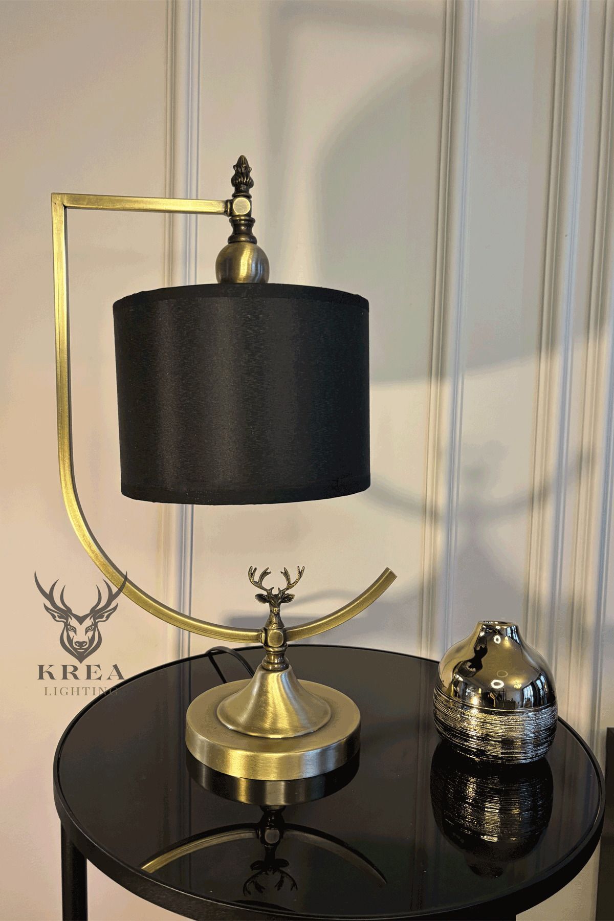 Krea Lighting Eskitme Metal Gövdeli Geyik Detaylı Özel Tasarım El Yapımı Lüks Abajur