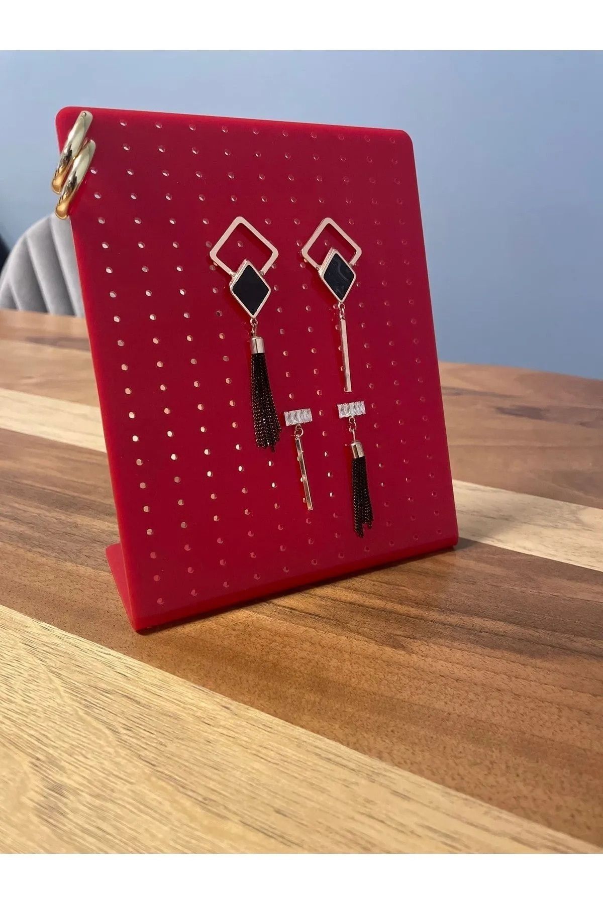 Trend Pleksi Küpe & Takı Standı (Kırmızı 18cm x 13cm)