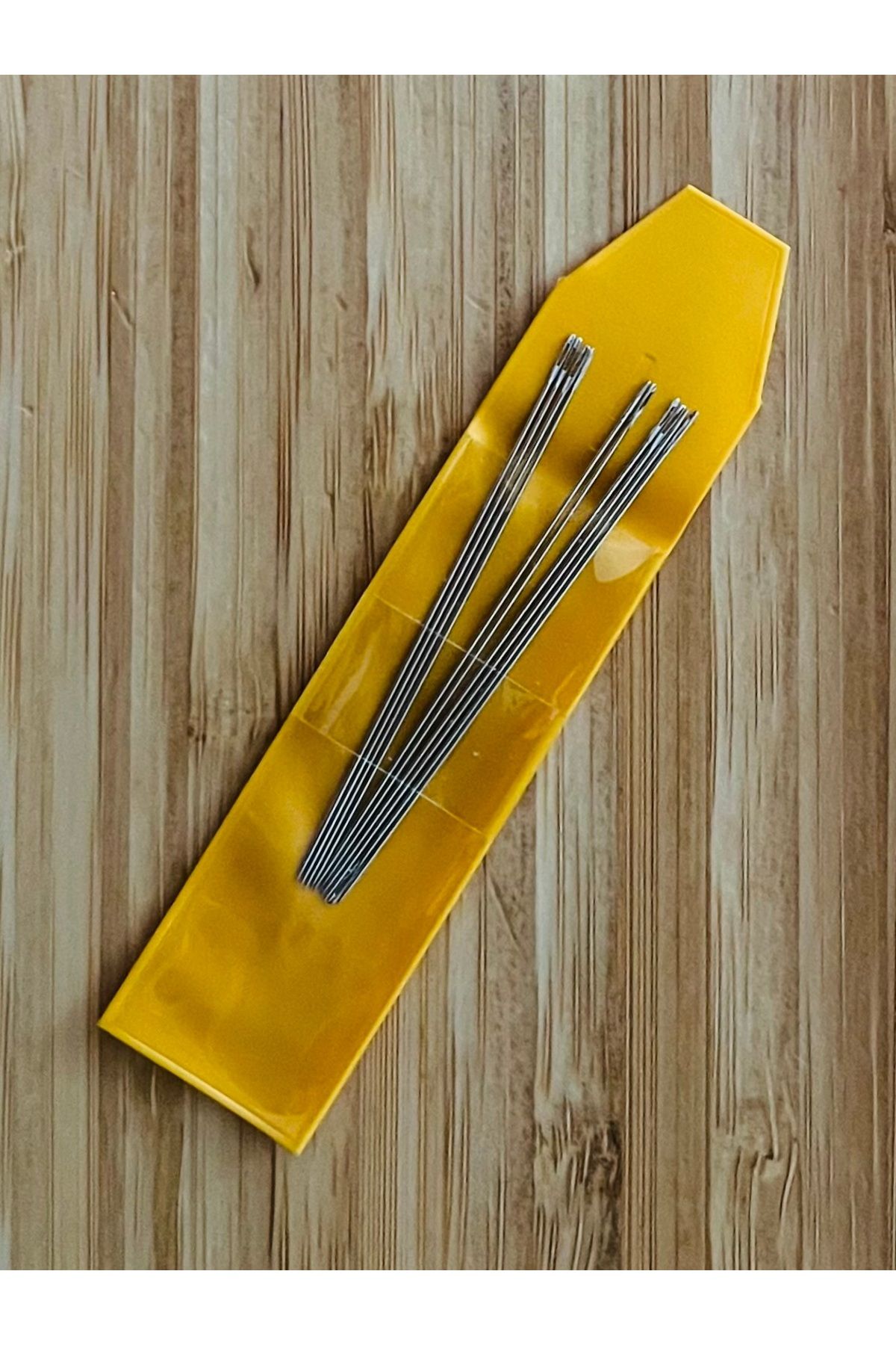 Öztürk Kum Boncuk iğnesi. 1 Paket.