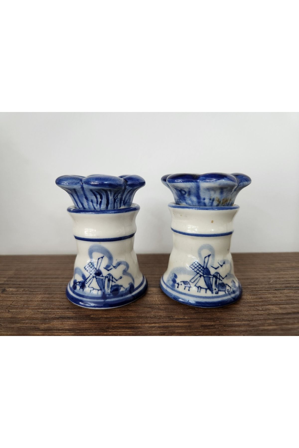 Edi Antik Porselen Çiçek Desenli Șamdan. 2 Adet 6cm