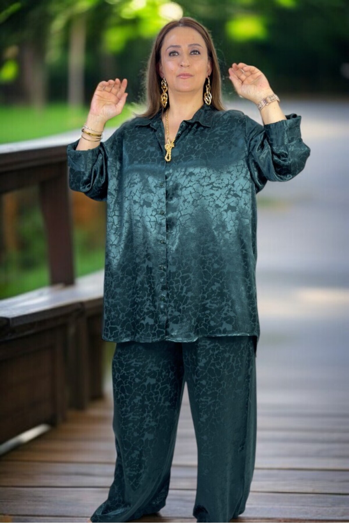 yagmurberen-Jacquard Satin Fabric Front Button Long Sleeve Shirt Waist Elastic Pants Large Size Double Suit 4