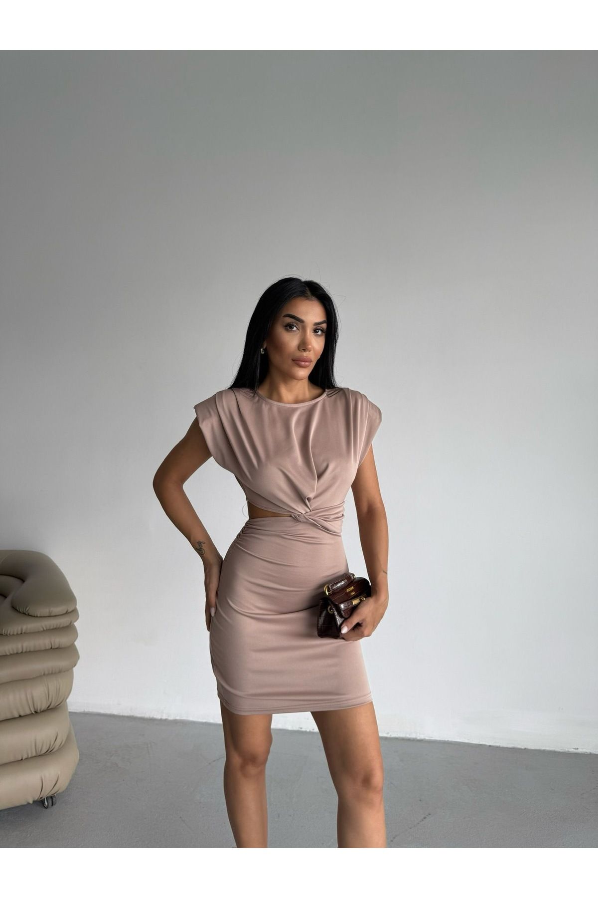 Ekim Store Büzgülü Vatkalı Mini Elbise
