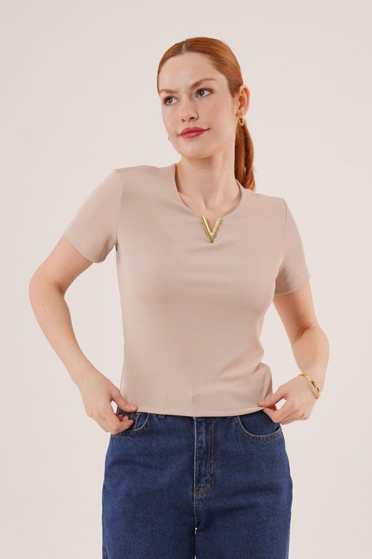 ARUZ MODA Kısa Kollu Yaka Detaylı Kaşkorse Taş Bluz