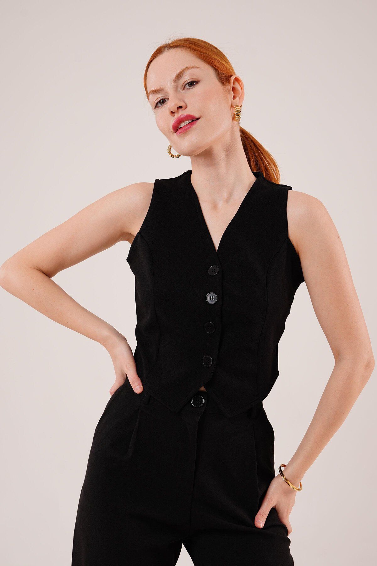 ARUZ MODA Önü Düğmeli Siyah Yelek