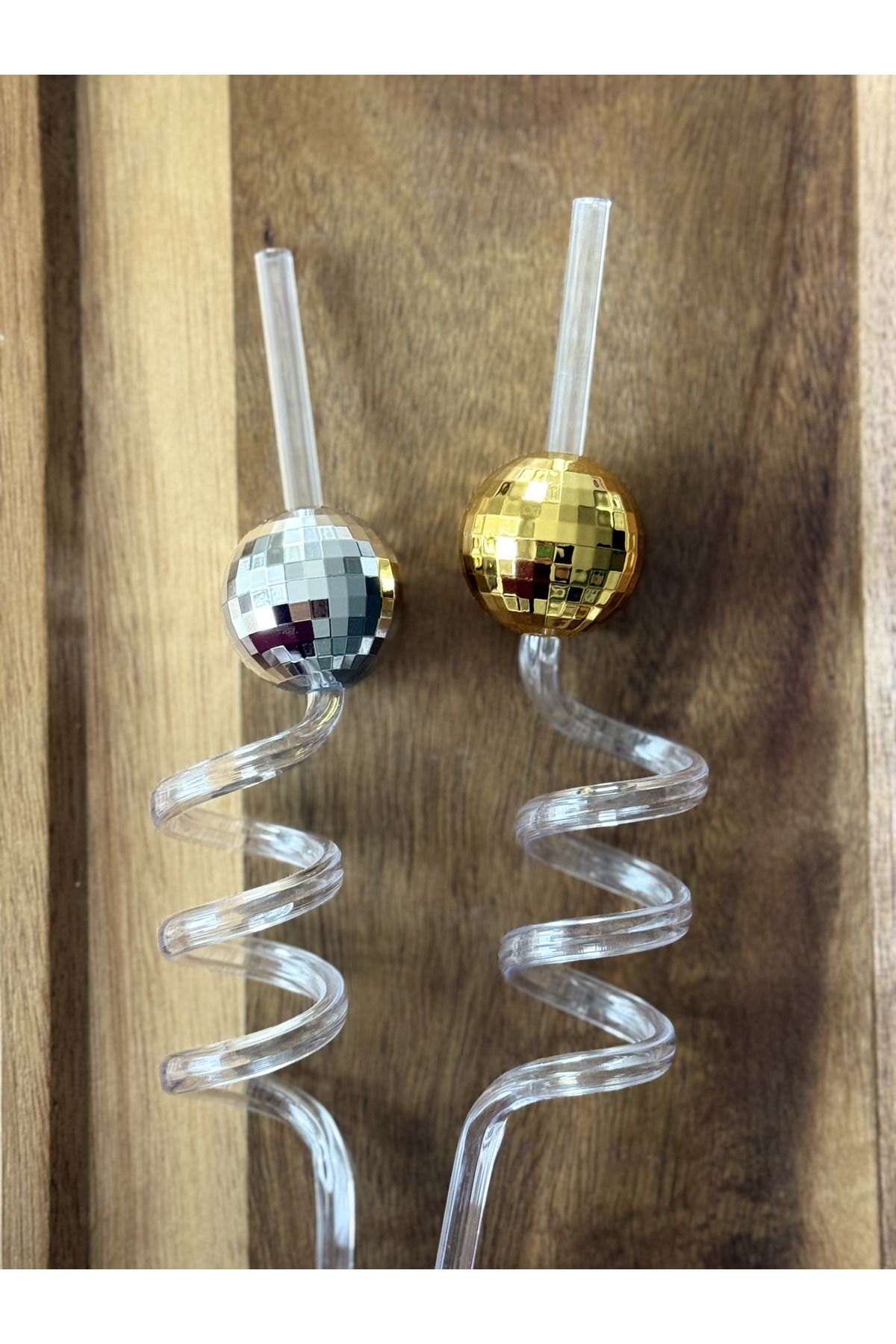 The Party Hub Disko Topu Temalı Eğlenceli Pipet Parti 2 adet