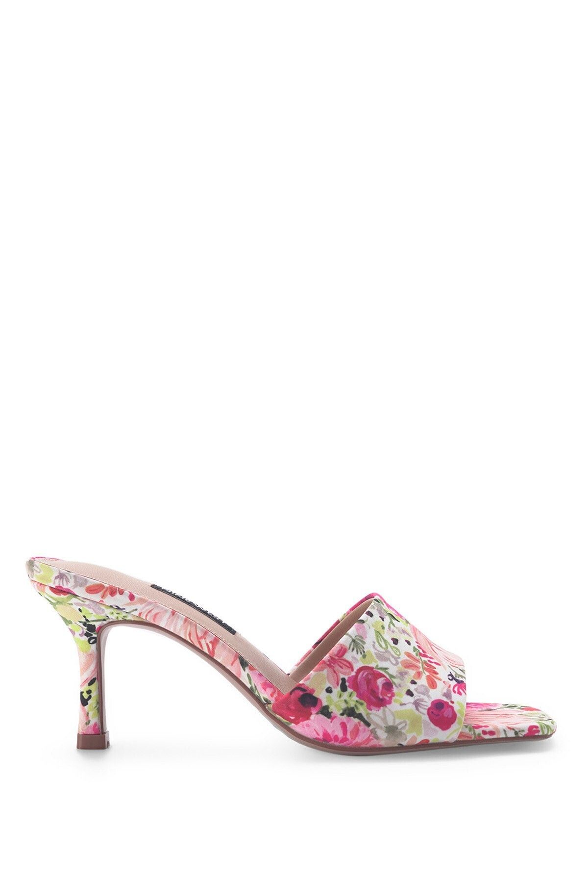 Nine West Fenvaris Beyaz Kadın Topuklu Terlik
