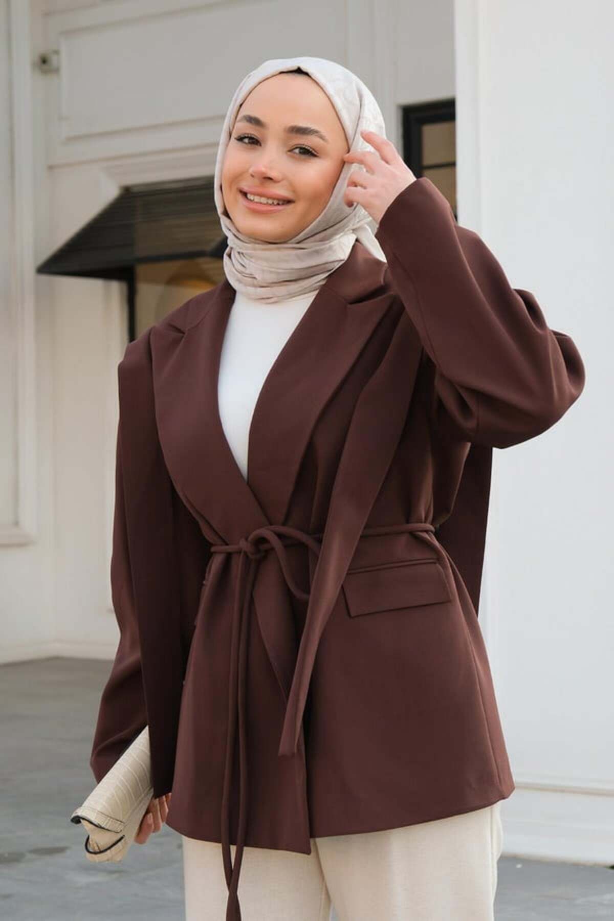 EMİRA LİFE Kadın Oversize Blazer Ceket Kuşaklı Omuz Detaylı