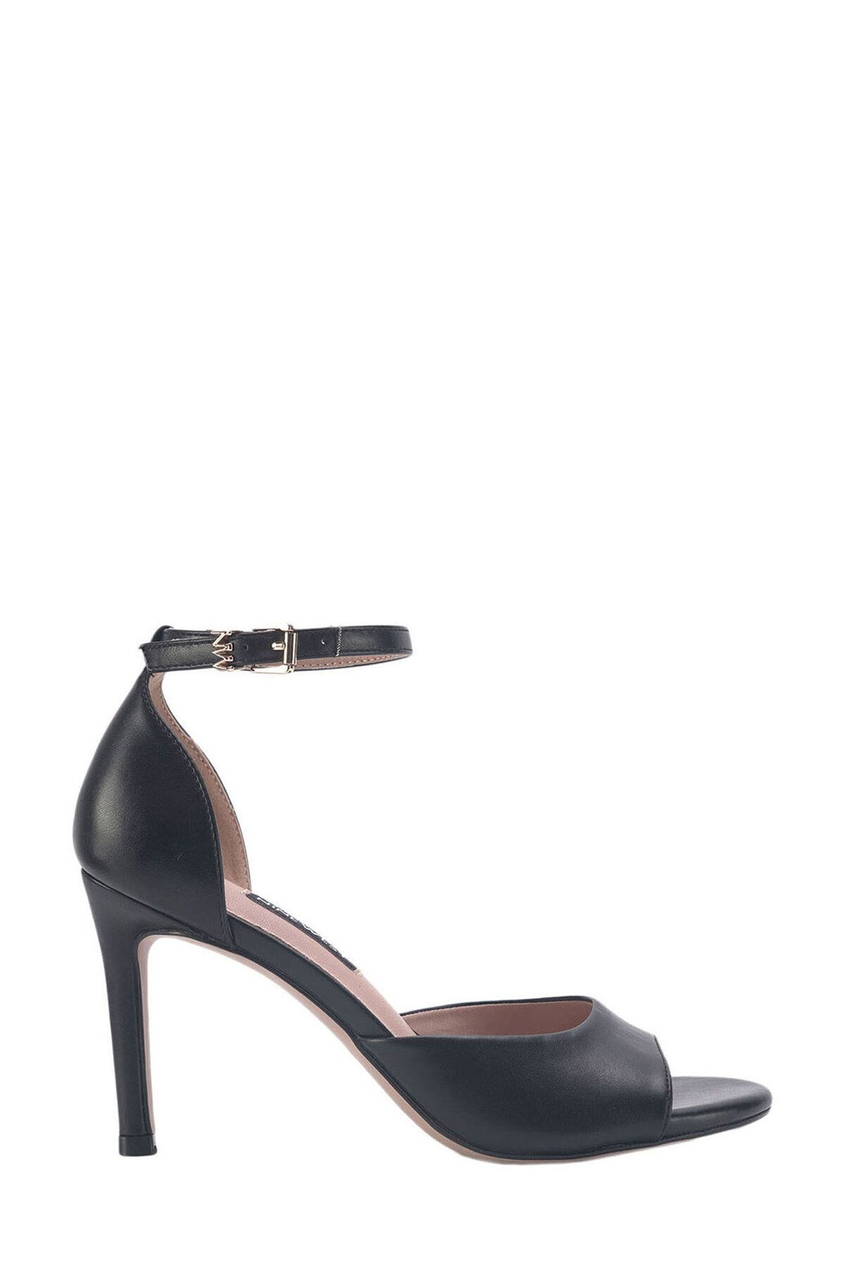 Nine West Lumora Siyah Kadın Topuklu Sandalet
