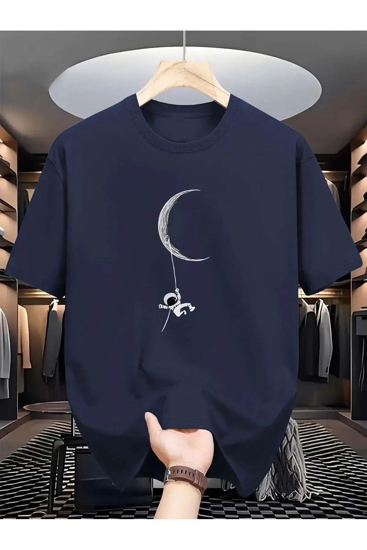 FeaR LeeS Moon Baskılı Oversize T-shirt