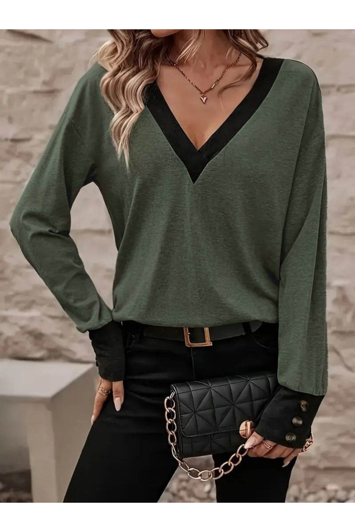 ARUZ MODA Kadın Uzun Kollu Geniş V Yakalı Düğme Detay Yün Viskon Bluz