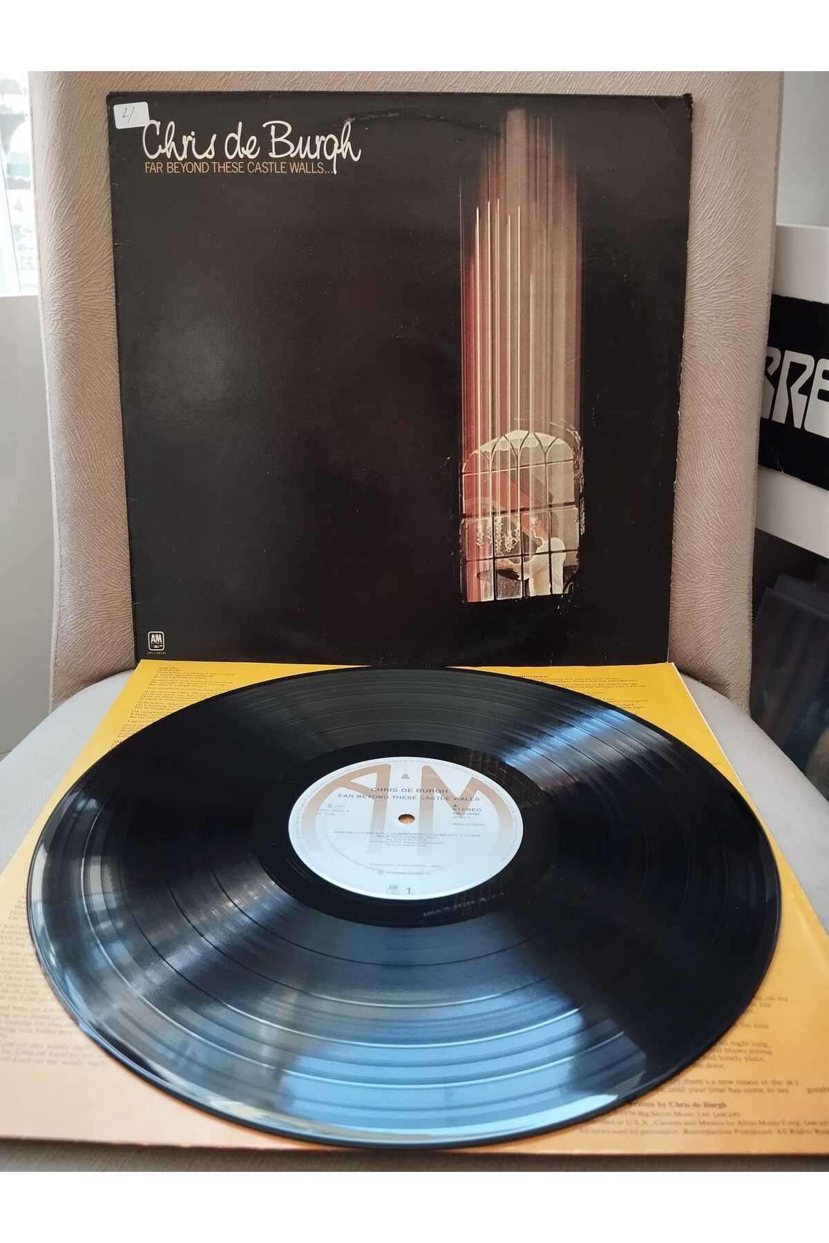 Plakperest Chris de Burgh – Far Beyond These Castle Walls - 1975 Hollanda Basım 33lük LP Albüm - 2.EL