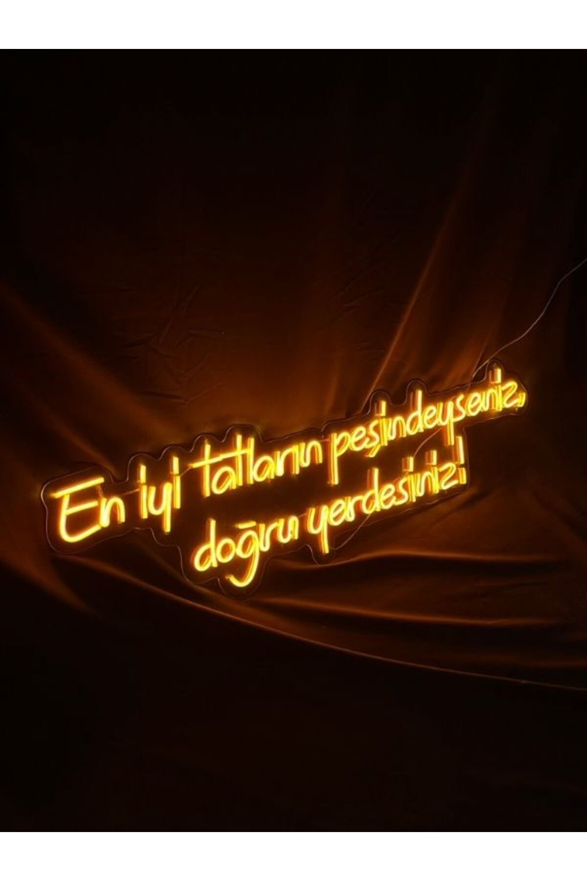 vinyuup En İyi Tatların Peşindeyseniz Doğru Yerdesiniz Neon Led Yazı