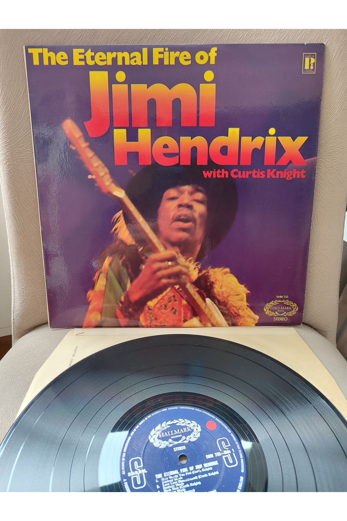 Plakperest JIMI HENDRIX - The Eternal Fire of Jimi Hendrix - 1971 İngiltere Basım 33lük LP Plak 2.el