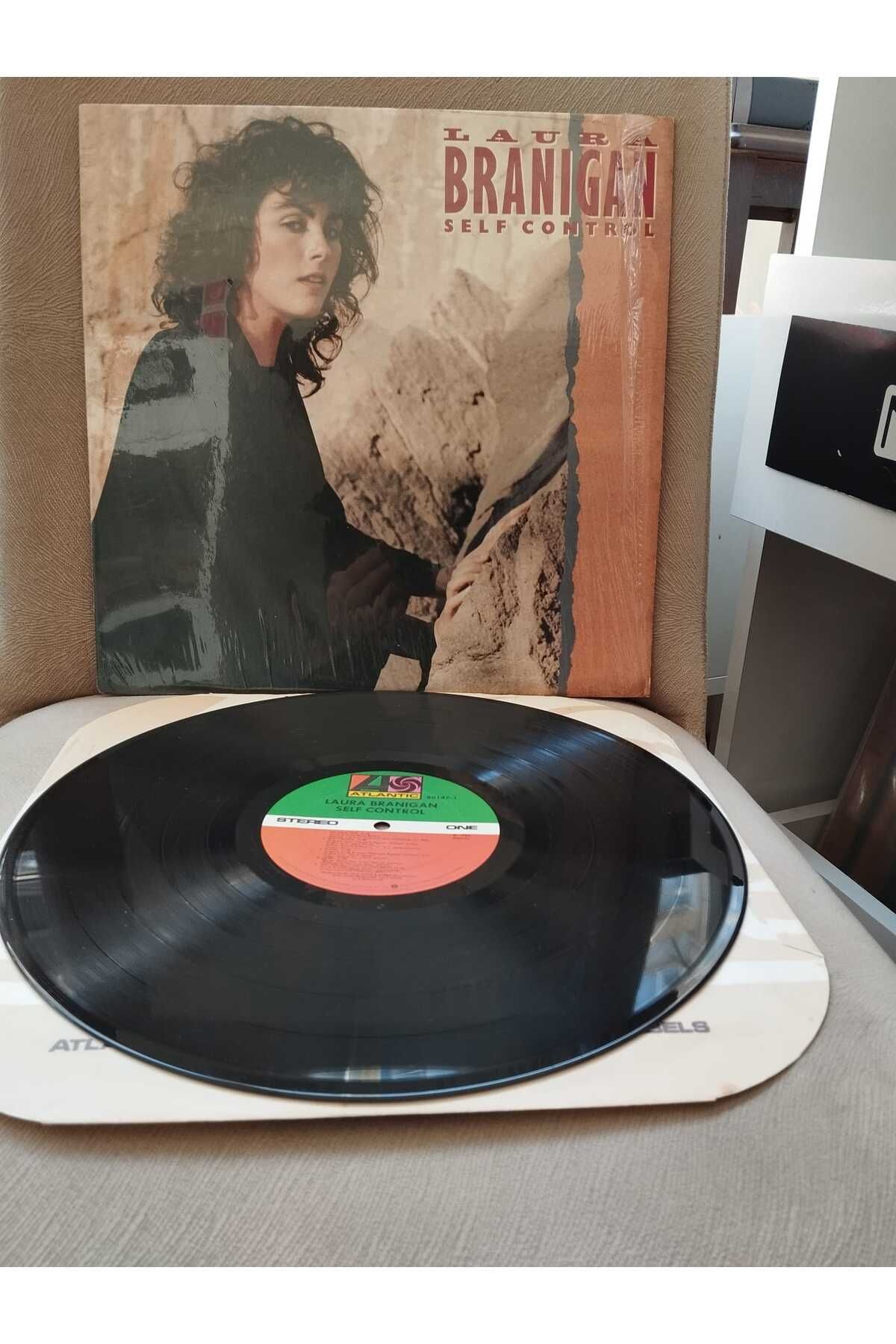 Plakperest Laura Branigan ‎– Self Control - 1984 Amerika Basım 33lük LP Albüm-2.el