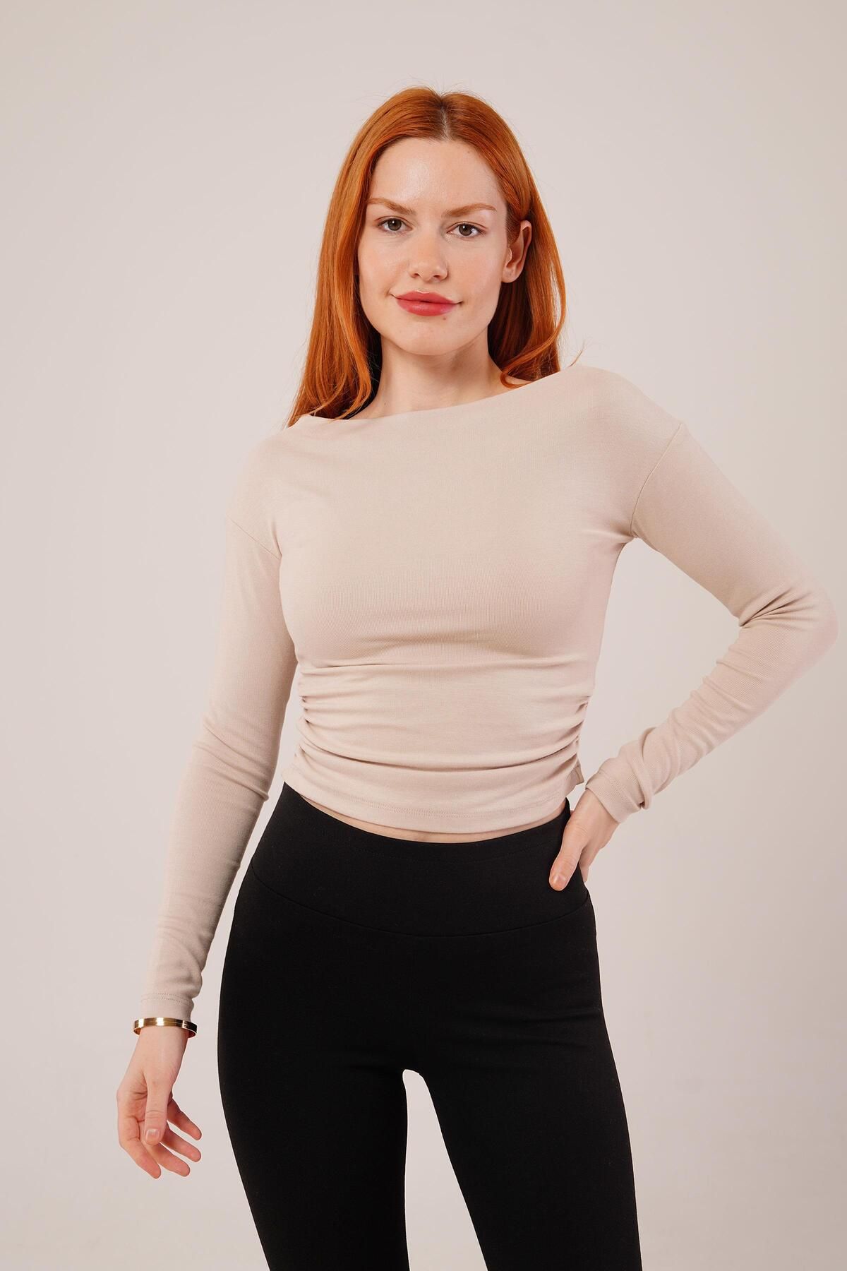 ARUZ MODA Yaka Detay Uzun Kollu Basic Krem Bluz